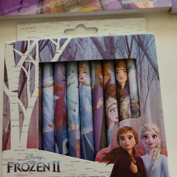 Disneys Frozen II Jumbo Coloring Books Lot of 2 with One Pack of Crayons - Picture 4 of 7